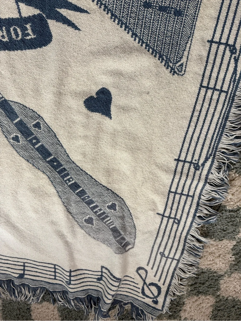 VTG RARE Music Lover Heart Pattern Fringe Tapestry Throw Blanket Navy Beige